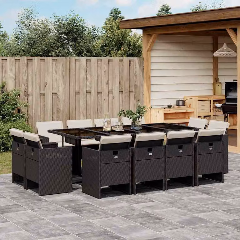 Set da pranzo da giardino vidaXL in polyrattan nero con cuscini e tavolo in vetro per 13 persone