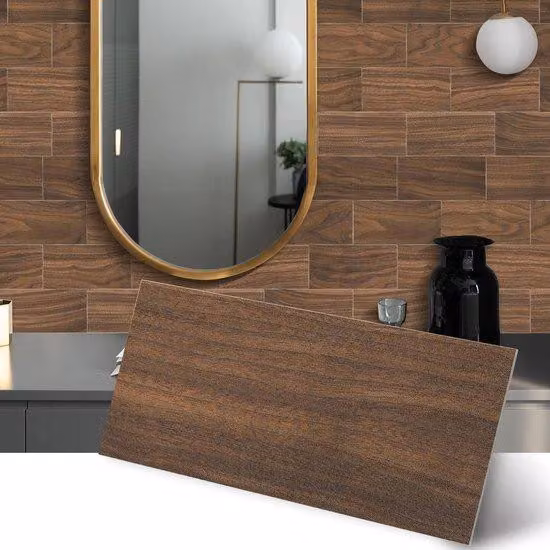 Pannelli murali in vinile | Aspetto legno | Adesivi murali autoadesivi | Cucina e bagno | 32 pezzi | Rivestimenti decorativi per pareti