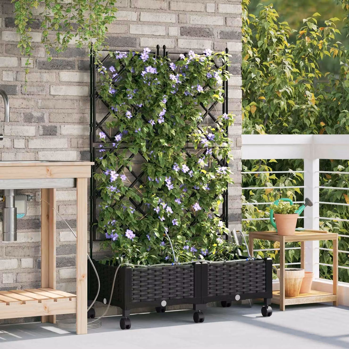 Set di 2 vasi da giardino con irrigazione e ruote vidaXL, colore nero, in plastica