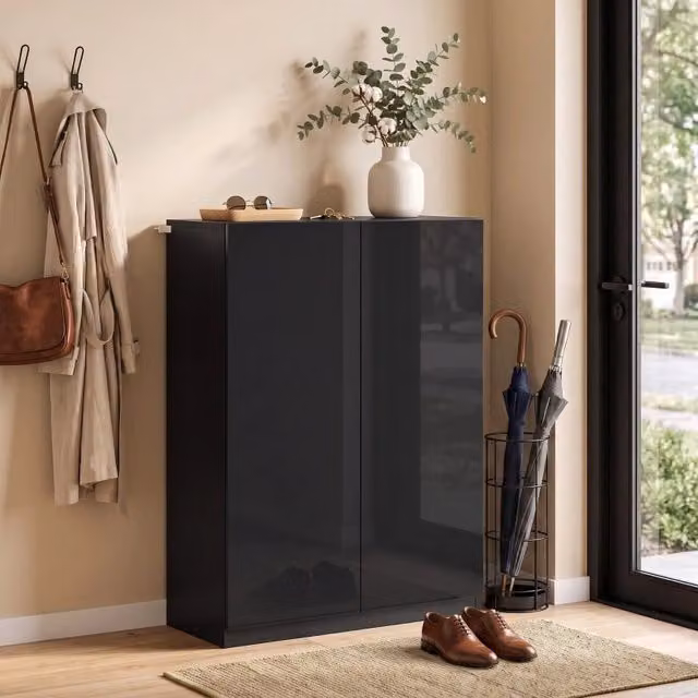 Scarpiera 72x34.5x103 cm con ripiani regolabili e chiusura ammortizzata in MDF nera
