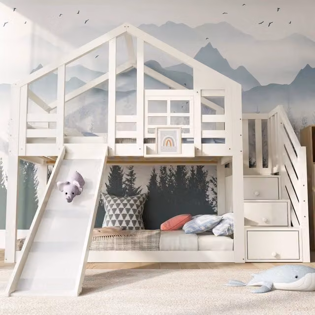 Letto a castello Mivray per bambini con scivolo, scala contenitore e struttura a forma di casa in legno e MDF, bianco, L/P/H: 200 x 90 x 218 cm