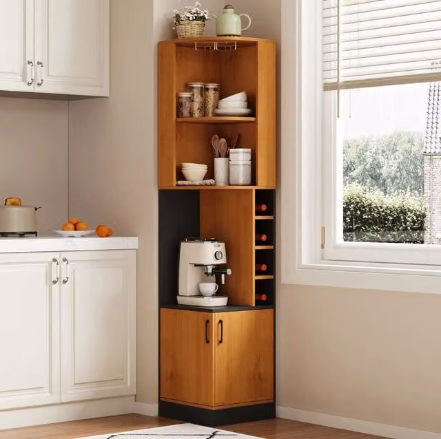 Mobile angolare portavino 40x40x182 cm in MDF naturale con portabicchieri -