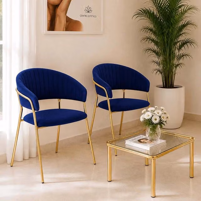 Set da 2 sedie da sala da pranzo Aurelia in velluto blu notte con gambe in metallo dorato lucido – 1