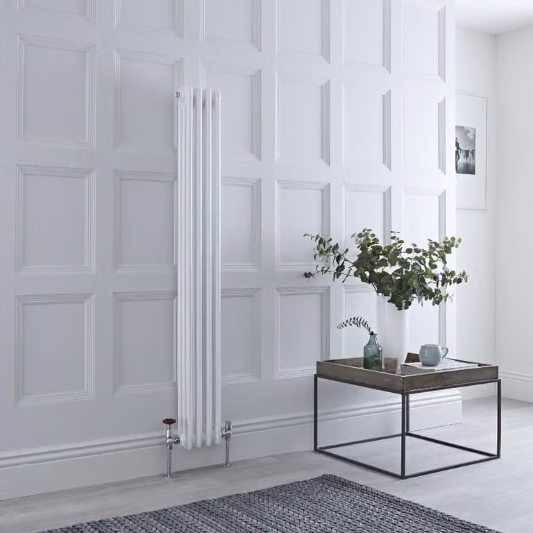 Radiatore Verticale Bianco in Stile Ghisa - 1500 x 200 x 100mm - 540W - Regent