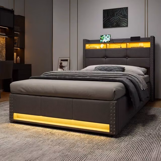 Letto singolo a contenitore 90x200 cm; testiera con chiodi decorativi; LED e porte USB in lino grigio