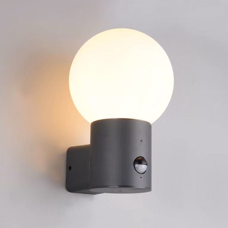 Trio Lighting Applique da esterno Mures, antracite, altezza 28 cm, metallo, sensore Mures, Nero, Alluminio, Moderno, Applique da esterni