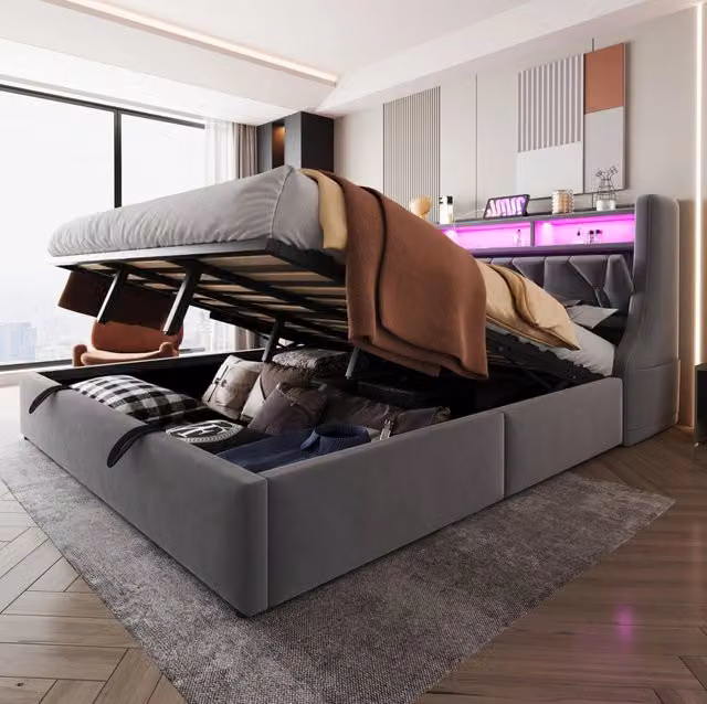 Letto matrimoniale imbottito 180x200 cm in velluto grigio con contenitore; LED e prese