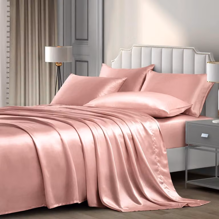 Set di lenzuola in raso, 6 pezzi - Include lenzuolo con angoli e 4 federe - Colore: champagne