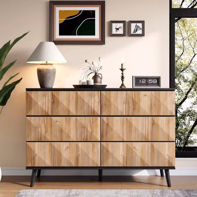 Madia MIVRAY con sei cassetti e frontali in rilievo, finitura nero e naturale, L/P/H: 120 x 40 x 85 cm