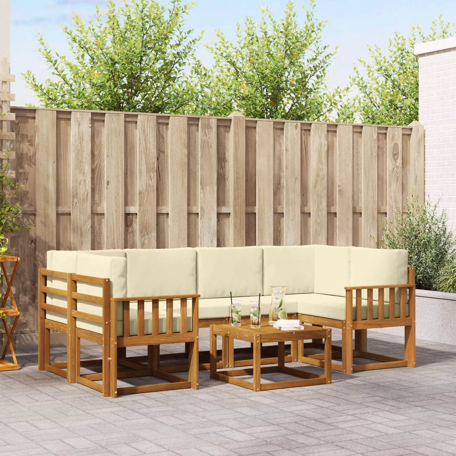 Set di divani da esterno vidaXL 7 pz in legno di acacia con cuscini, colore marrone e beige, design moderno a L con tavolino e pouf