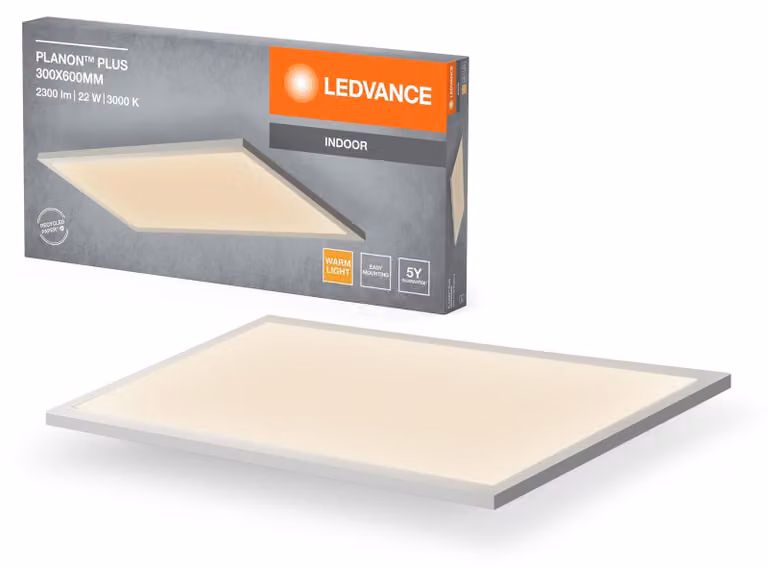 LEDVANCE Planon Plus plafoniera bianca con tecnologia LED avanzata, 22 W, forma rettangolare (300 x 600 mm), colore della luce bianco caldo a 3000 K, alloggiamento in alluminio, diffusore in PMMA satinato