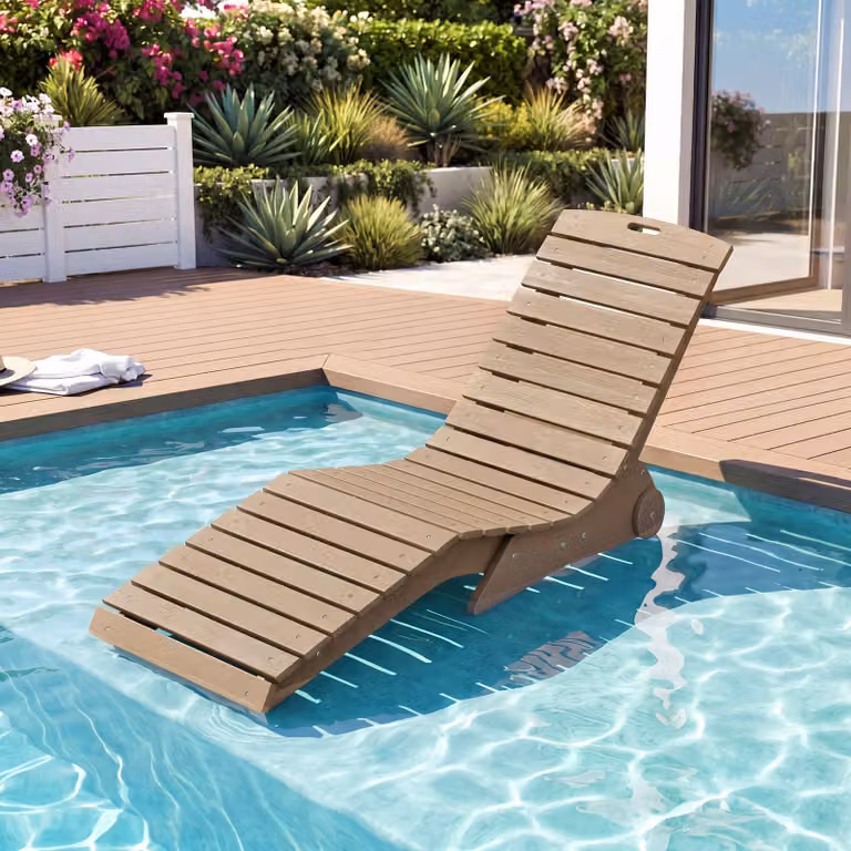 Set di 2 lettini prendisole Costway con design ergonomico a curva S, impermeabili per giardino e piscina, colore marrone