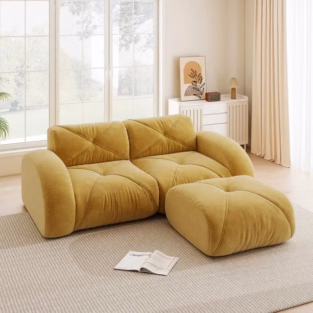 Divano modulare a 2 posti MIVRAY con pouf coordinato in ciniglia gialla per il tuo soggiorno moderno