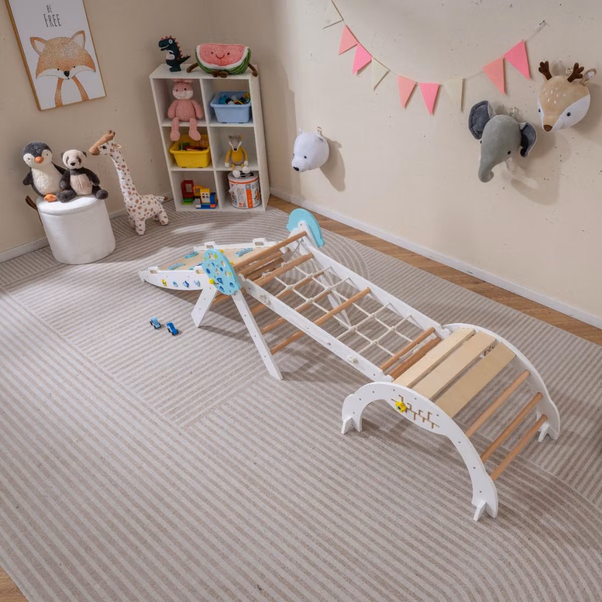 Set triangolo per bambini Costway pieghevole con scivolo ad arco bianco