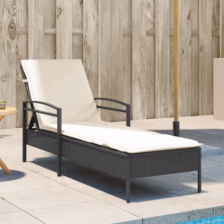 vidaXL Lettino Prendisole in Polyrattan con Cuscino Nero e Poggiatesta Regolabile L: 200 cm, P: 63 cm, H: 81 cm