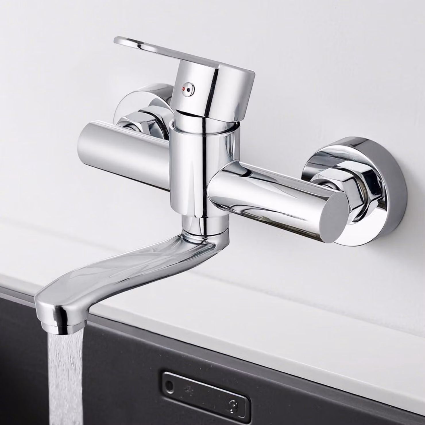 Miscelatore da cucina, montaggio a parete, rotazione a 360°, acciaio inossidabile cromato, distanza regolabile tra i fori: 13,5-16,5 cm, flusso d'acqua a schiuma, risparmio idrico, valvola in Vetroceramica, tubo girevole da 15 cm