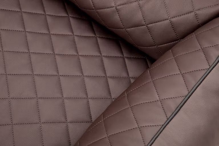 Cuccia ortopedica Knuffelwuff Madison in Pelle finta trapuntata al laser XL 105 x 75 cm Marrone