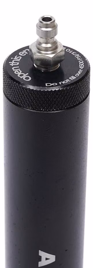 Separatore olio-acqua, pressione di esercizio 30 MPa, pressione di rottura 90 MPa, lunghezza del nucleo interno 20 cm, lunghezza totale 23 cm, superficie filtrante effettiva 0,5 m²