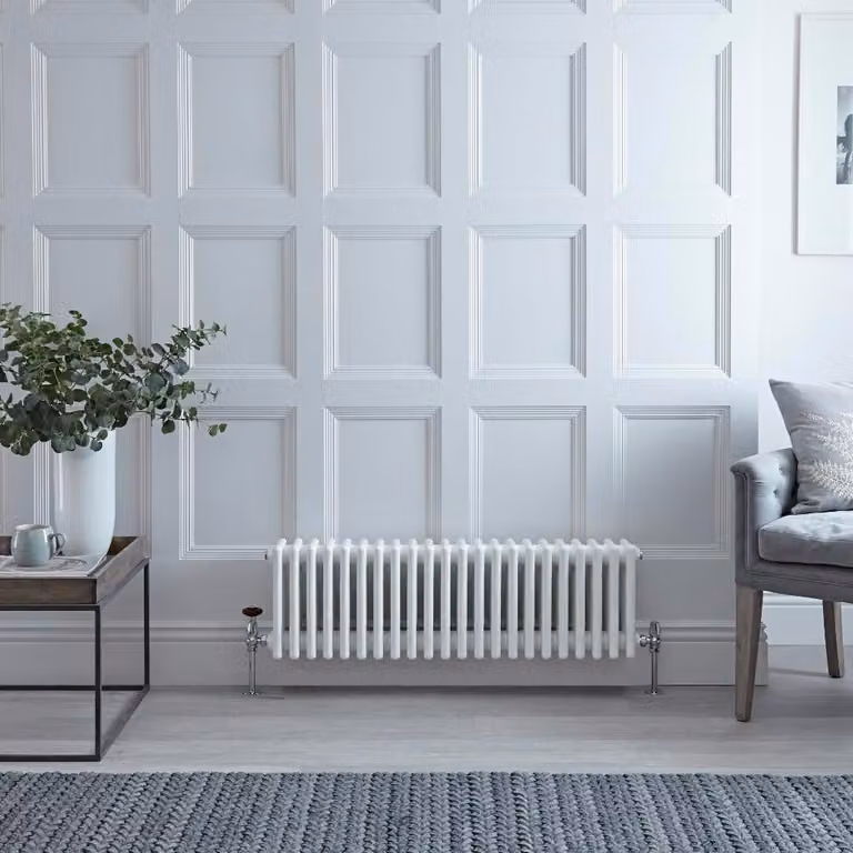 Radiatore Verticale Bianco in Stile Ghisa - 300 x 1010 x 139mm - 830W - Regent