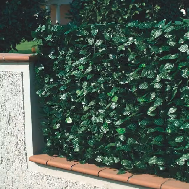Recinzione artificiale Garden Friend in PVC con foglie di alloro, rete ombreggiante e colore verde, H: 100 cm, L: 300 cm