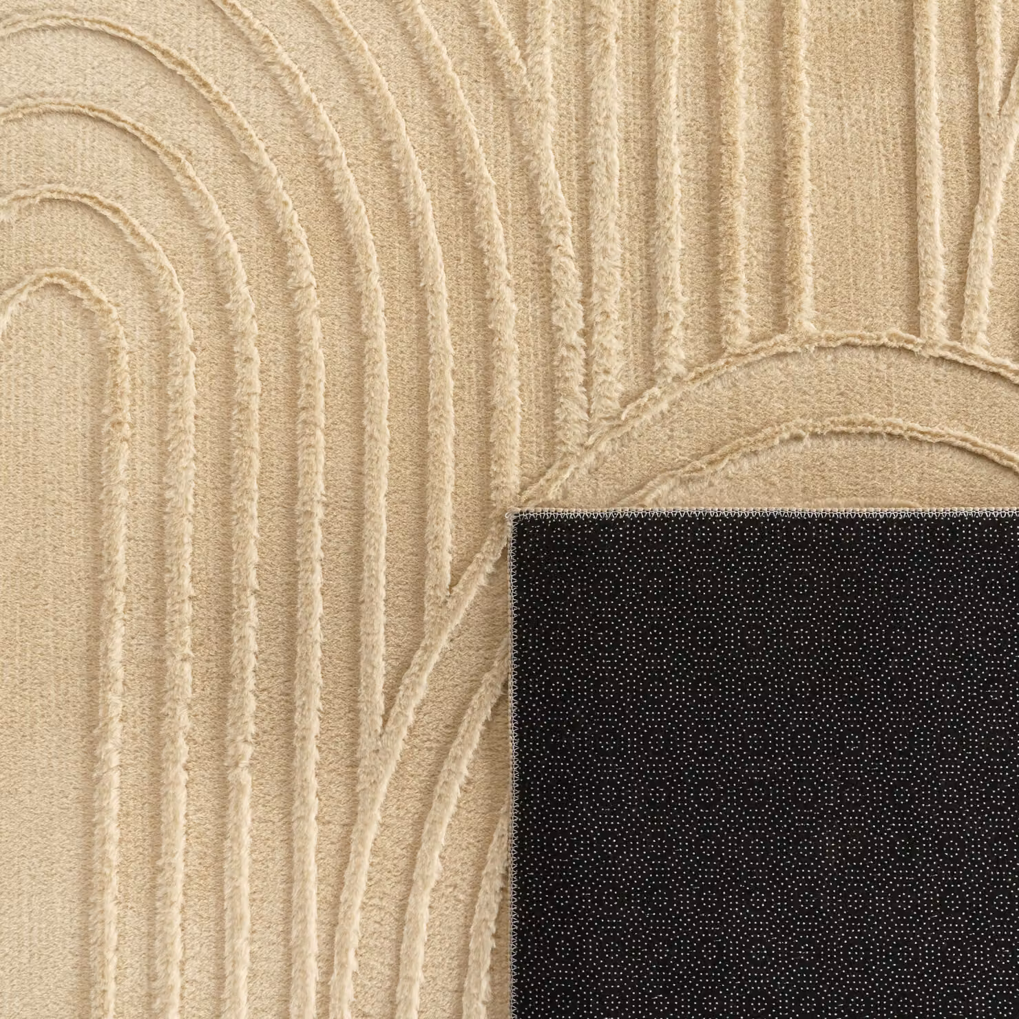 Tappeto in ecopelliccia Lelystar beige con effetto alto-basso, antiscivolo e adatto a riscaldamento a pavimento, L 120 cm x P 160 cm – 4