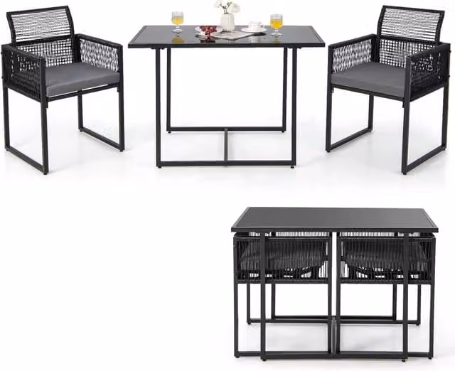 Set da pranzo da esterno Costway composto da tavolo con piano in vetro temperato e 3 sedie pieghevoli in rattan nero per giardino, balcone o terrazzo