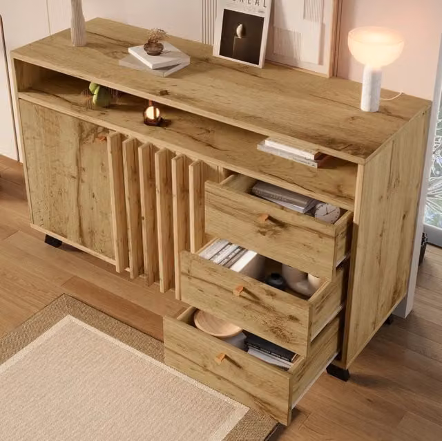 Credenza moderna con 3 cassetti, 2 ante a lamelle e vano a giorno in rovere scuro, L/P/H: 120 x 40 x 85 cm
