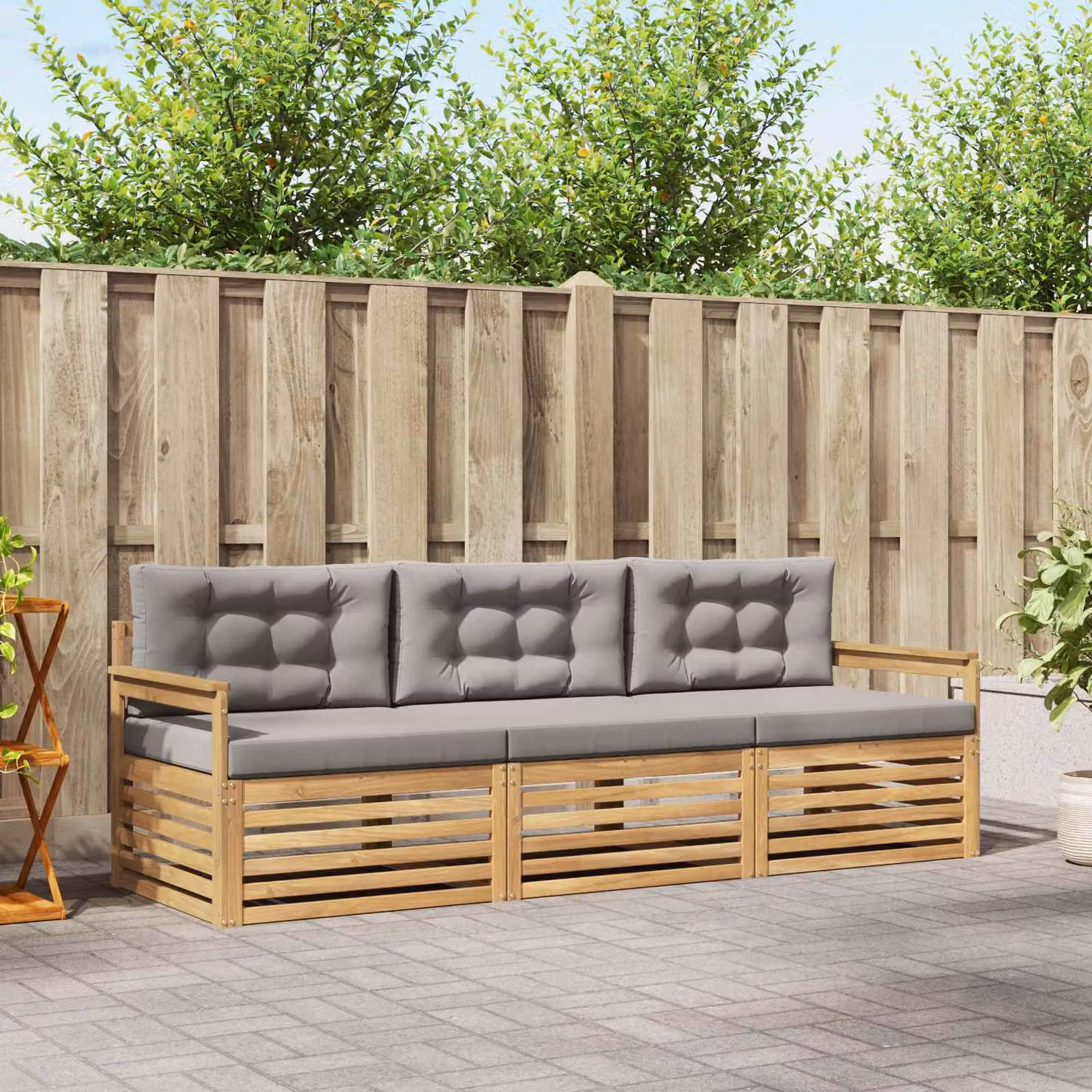 Set di divani da esterno vidaXL 3 pezzi in legno di acacia con cuscini, Bianco e Grigio