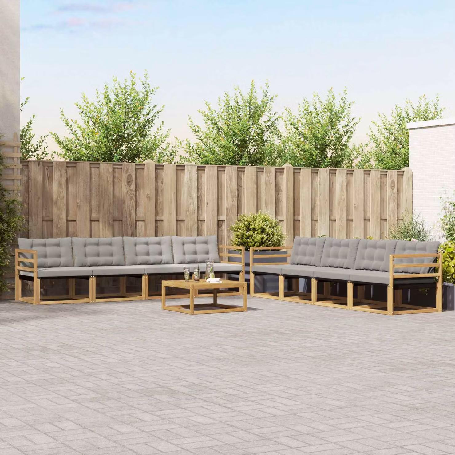 vidaXL Set di divani da esterno a forma di U composto da 9 pezzi in legno di acacia con cuscini, Bianco e Grigio
