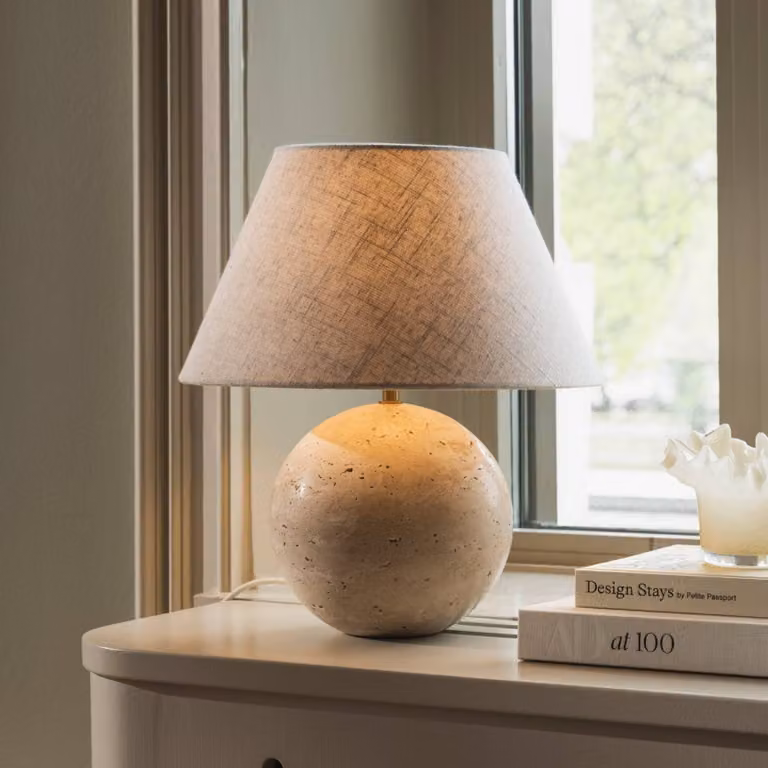 Globen Lighting Lampada da tavolo Castello, Crema / Ambra, Soggiorno / Sala da pranzo, Tessuto / Stoffa / Seta, Design, Lampada da tavolo