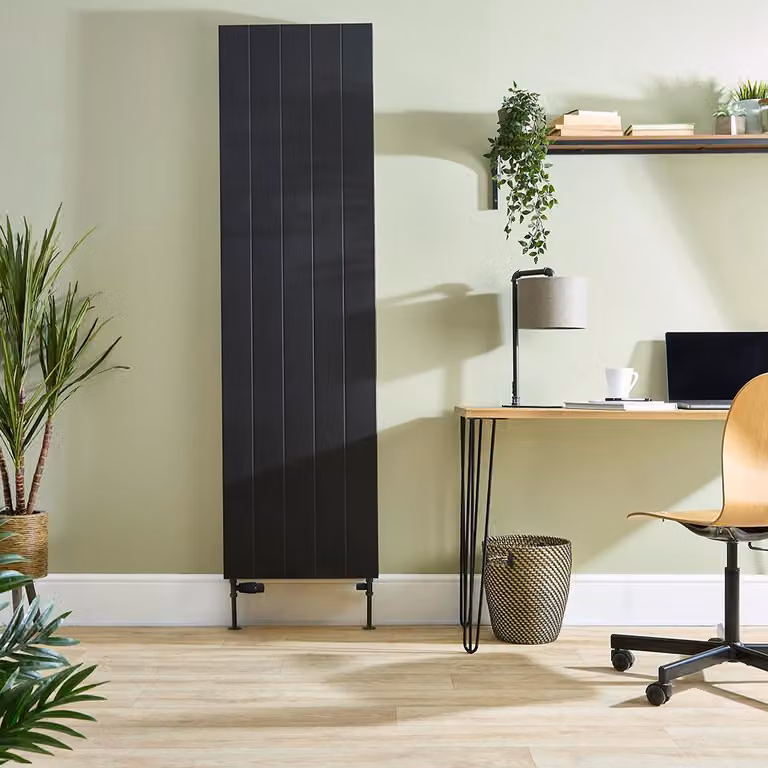 Radiatore Convettore Verticale a Piastra - Nero - 1800mm x 500mm