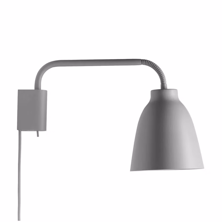 FRITZ HANSEN Applique da parete di design Caravaggio, dimmerabile, Alluminio / Grigio / Zincato, Soggiorno / Sala da pranzo, Metallo, Design, Applique