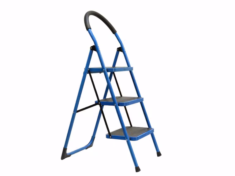 GEKO Scala pieghevole a tre gradini G02436