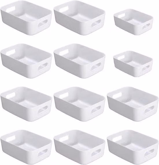 Set di vassoi in plastica bianca da 12 pezzi per cucina, ufficio e bagno