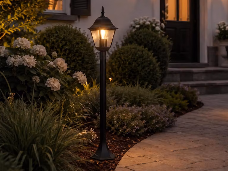 Lampada da sentiero a LED, lanterna da giardino per l'illuminazione dei sentieri, colore nero, altezza 100 cm