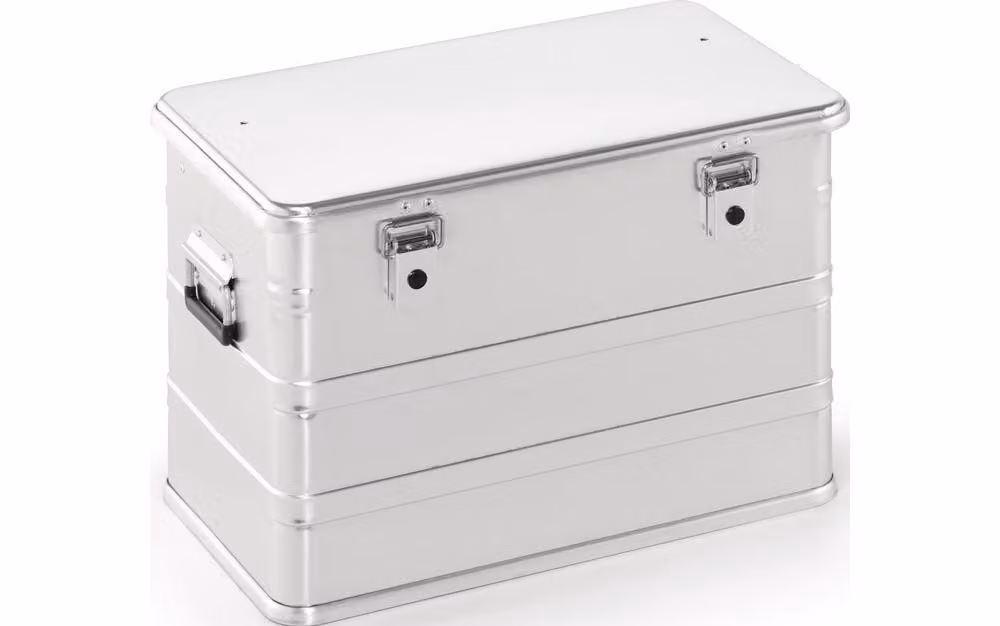 Cassetta in alluminio con serrature a leva incernierate con fori L 582 x L 385 x H 397 mm 76 l - C76