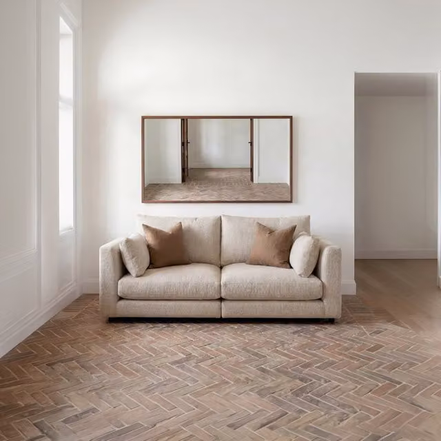 Divano modulare a 2 posti Banak Tokio beige con struttura in legno e imbottitura in tessuto e foam