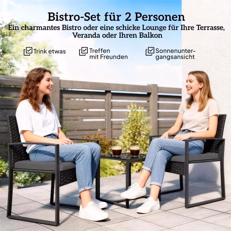 Set da giardino MIVRAY composto da 2 poltrone lounge e tavolino da caffè in rattan grigio con piano in vetro e cuscini inclusi