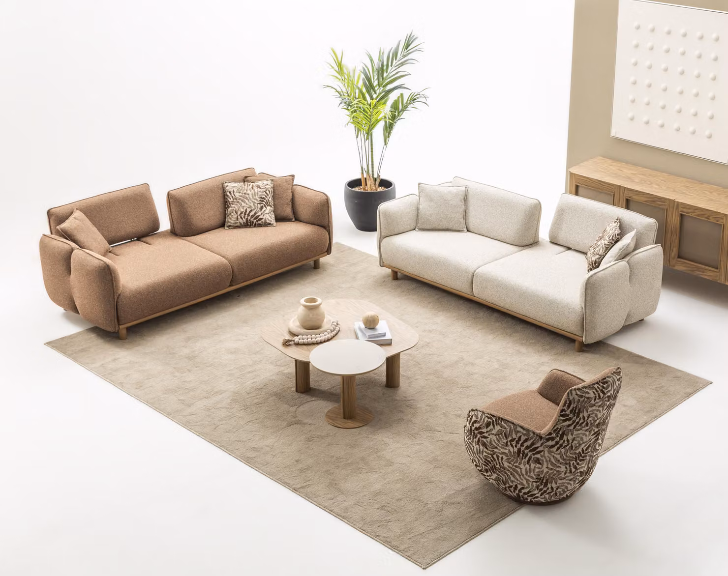 Modernes Wohnzimmer: 2x 4-Sitzer Sofa, Sessel, Couch- & Beistelltisch