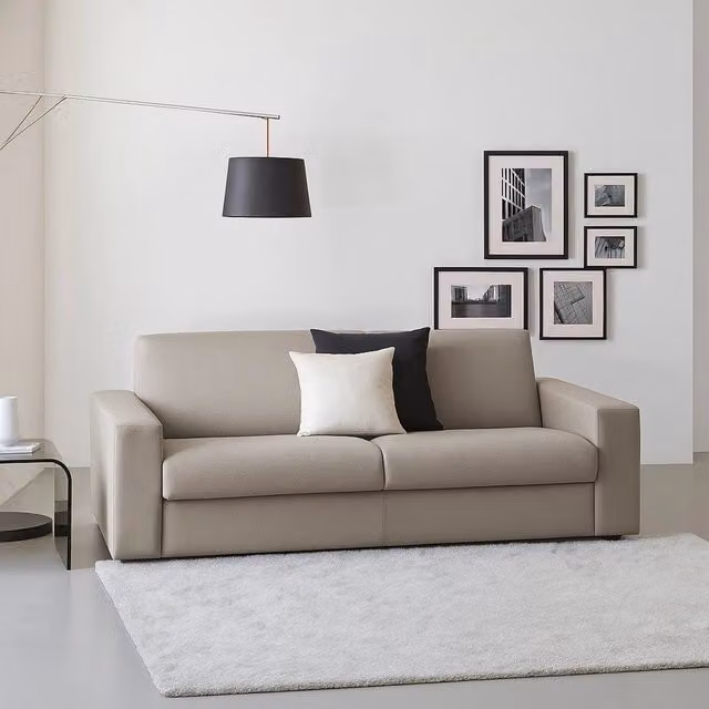 Divano a 2 posti Azzurrite TALAMO ITALIA in tessuto beige per soggiorno con braccioli standard L: 180 cm, H: 90 cm, P: 95 cm