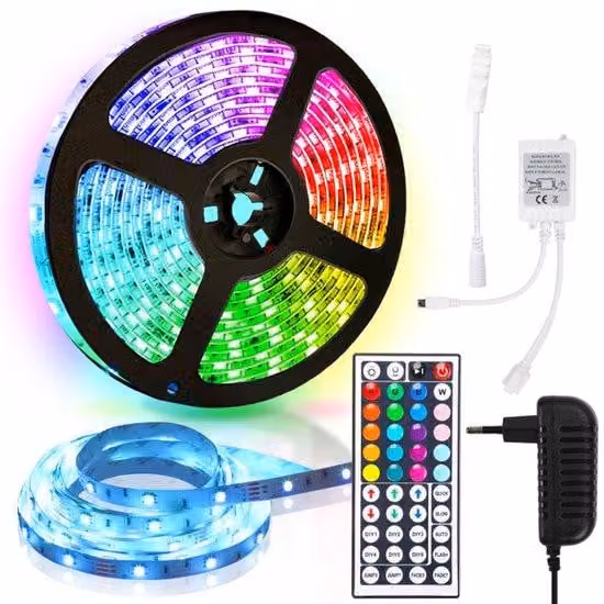 Strisce LED da 5 metri - Strisce luminose - RGB - Strisce LED con telecomando a 44 tasti - dimmerabili - autoadesive - per illuminazione interna - soggiorno, camera da letto, configurazione gaming