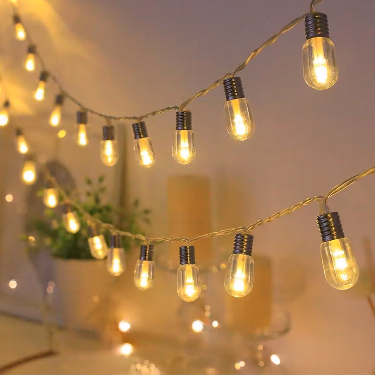 Catena luminosa a LED, 20 luci a forma di sfera, alimentata a batteria, con timer, lunghezza 2,5 metri, luce bianco caldo