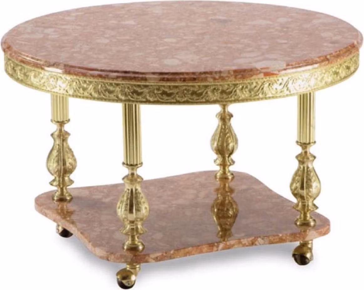 Casa Padrino tavolino barocco rosa/oro Ø 80 x H. 43 cm - Tavolino da salotto rotondo in ottone con piano in marmo e rotelle - Mobili da salotto barocchi