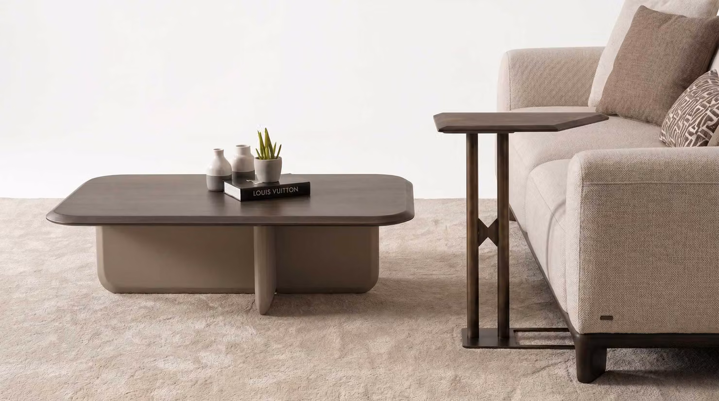 Set per soggiorno: tavolino ausiliario, tavolino da caffè. Pratico, di alta qualità, dal design moderno