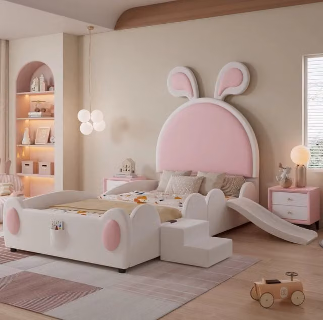 Letto imbottito 90x200 cm con scivolo; scala e orecchie da coniglio in PU rosa e bianco