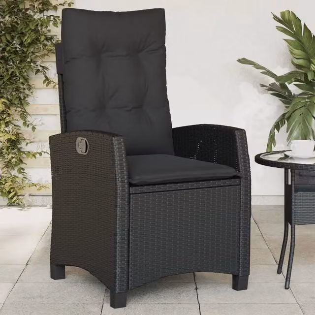 Sedia Reclinabile da Giardino con Cuscini Nera in Polyrattan 365209