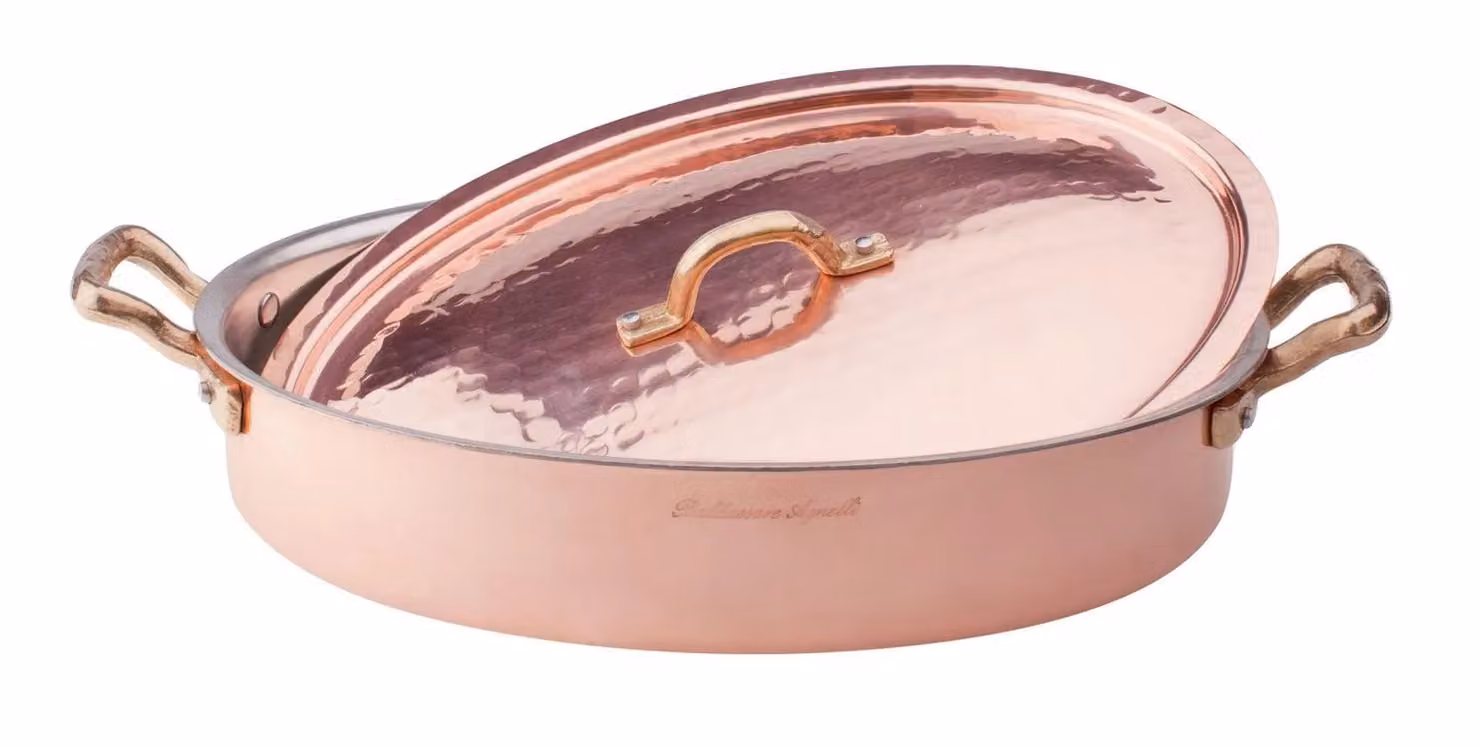 Tegame ovale in rame martellato stagnato a mano 2mm con due maniglie ottone e coperchio, diam. 30cm
