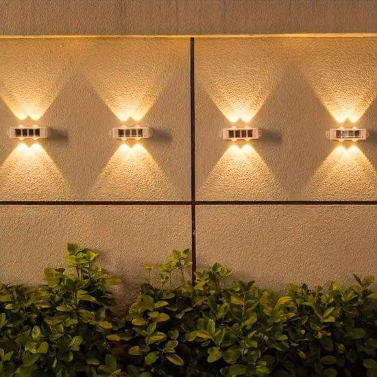 4 lampade da esterno a energia solare, con 6 LED, a incasso e a ribaltamento, con luce bianca, per l'illuminazione di giardini, ville, balconi, recinzioni. Lampade da esterno impermeabili