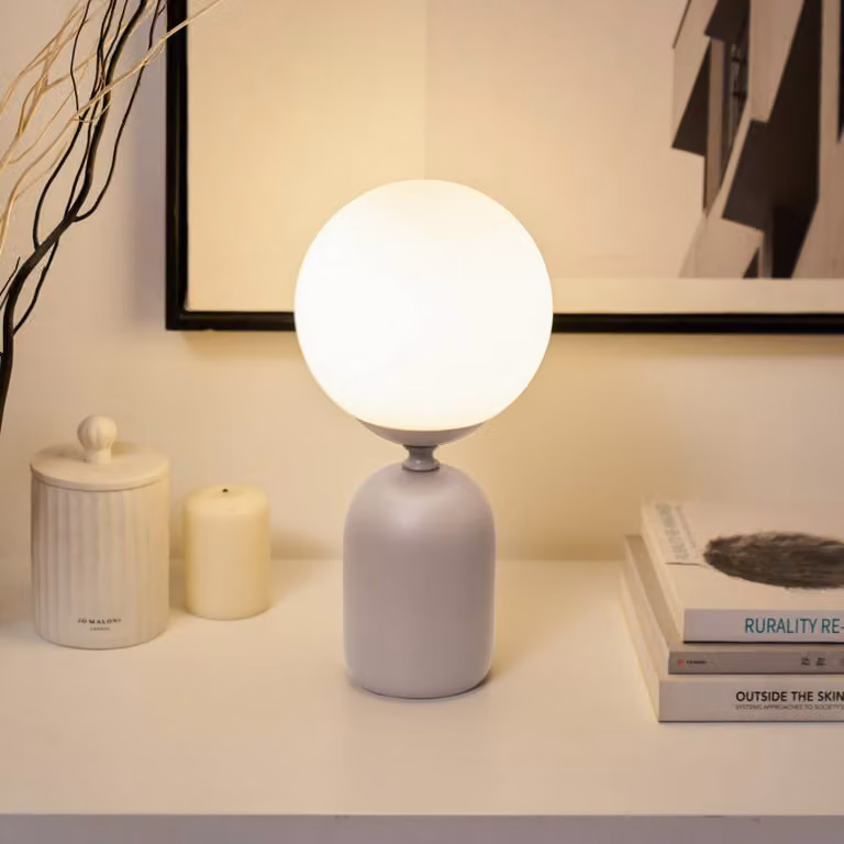Pauleen Lampada da tavolo GLOWING CHARM, Alluminio / Grigio / Zincato, Soggiorno / Sala da pranzo, Vetro, Giovanile, Lampada da tavolo