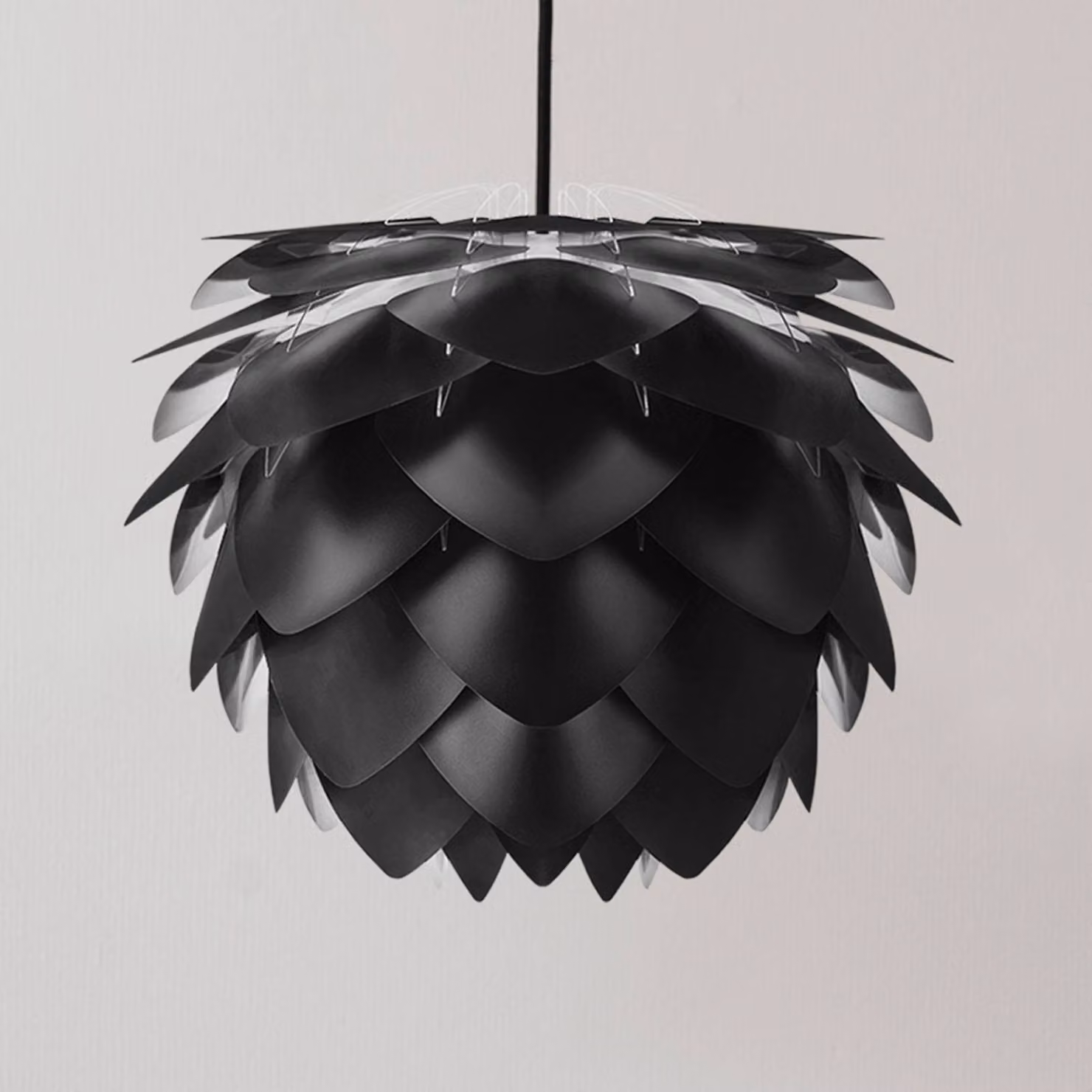 UMAGE Lampada a sospensione Silvia, dimmerabile, Nero, Soggiorno / Sala da pranzo, Plastica, Design, Lampada a sospensione